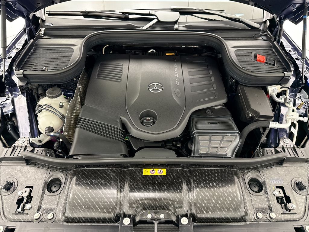 Thumbnail: 2026 Mercedes-Benz GLE - 28