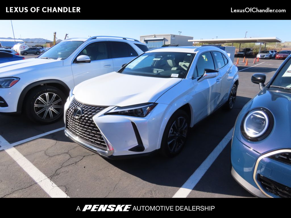 2025 Lexus UX 300h -
                Chandler, AZ