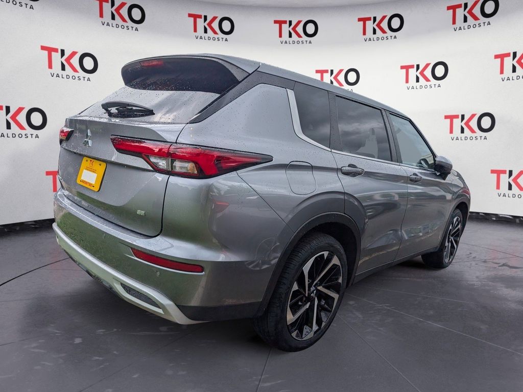 Used 2023 Mitsubishi Outlander SUV