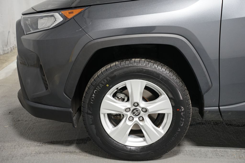 Thumbnail: 2021 Toyota RAV4 - 5