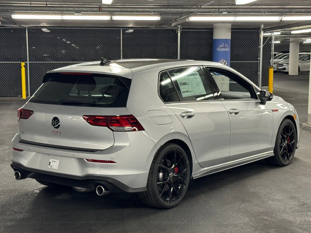 2024 Volkswagen Golf GTI SE 5