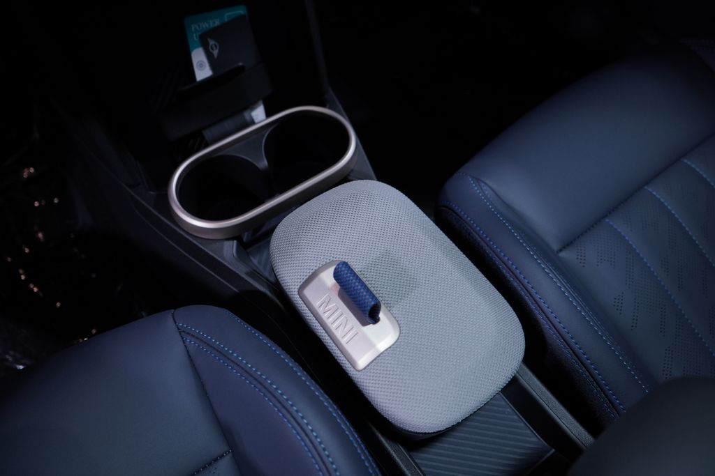 Thumbnail: 2026 MINI Cooper - 12