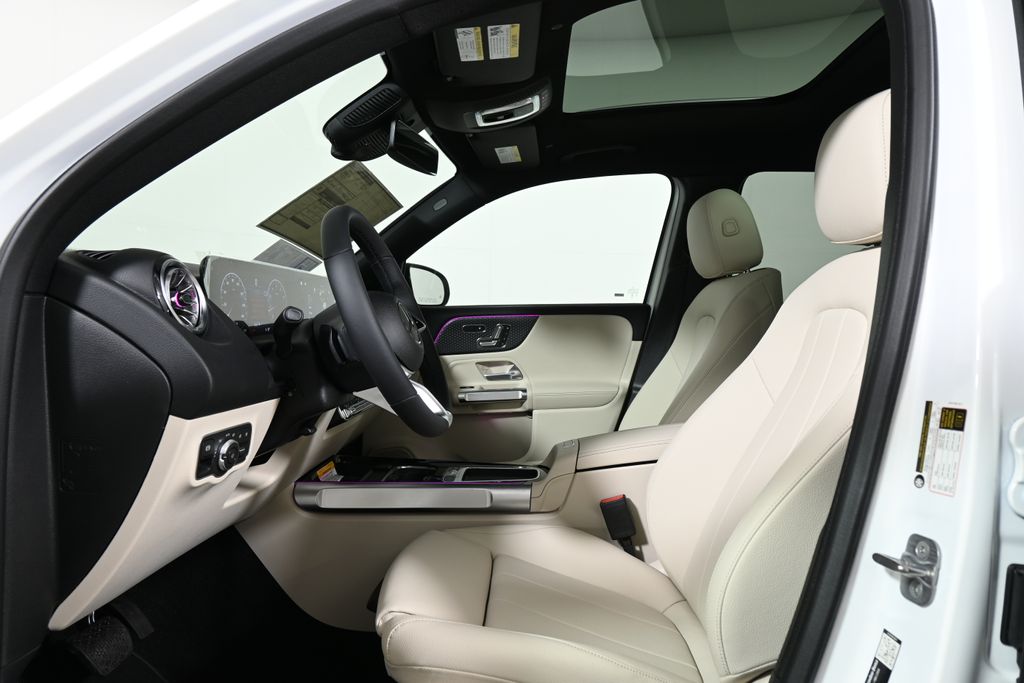 Thumbnail: 2026 Mercedes-Benz GLB - 3