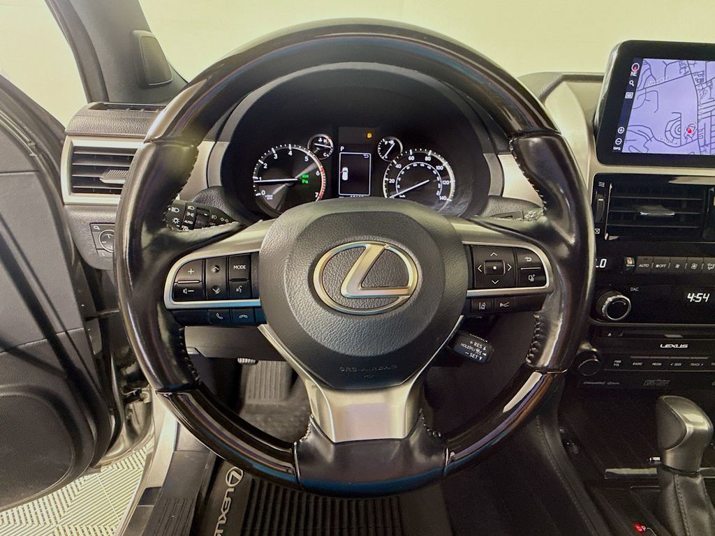 Thumbnail: 2022 Lexus GX - 11
