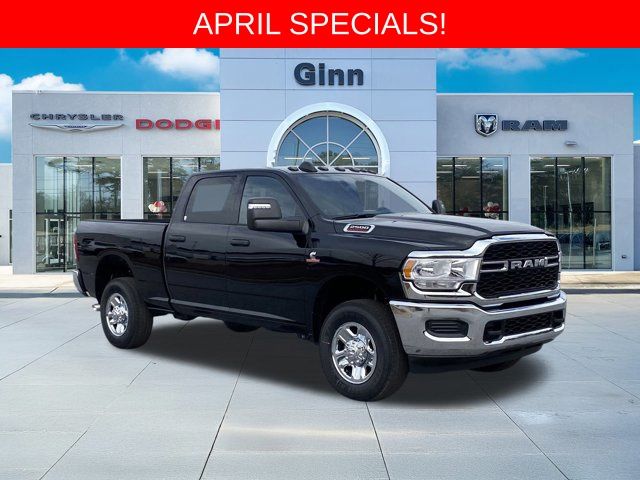 Diamond Black Crystal Pearlcoat 2024 RAM 2500 Tradesman Crew Cab 4WD Pickup Truck Four-Wheel Drive 6-Speed Automatic