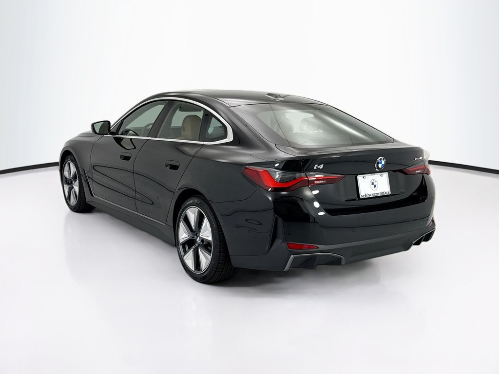 Thumbnail: 2026 BMW i4 - 7