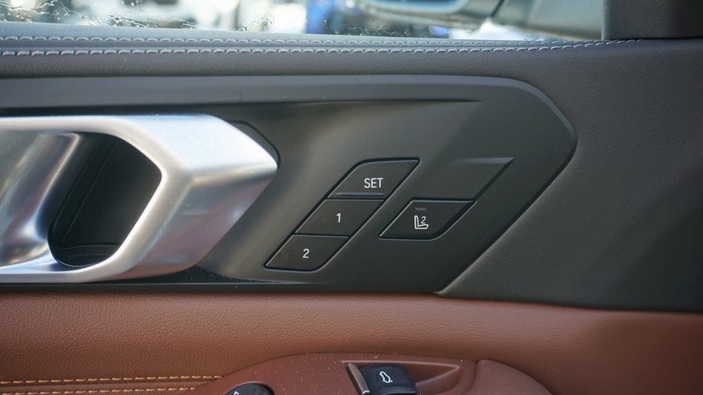 2026 BMW X5 40i - Photo 10