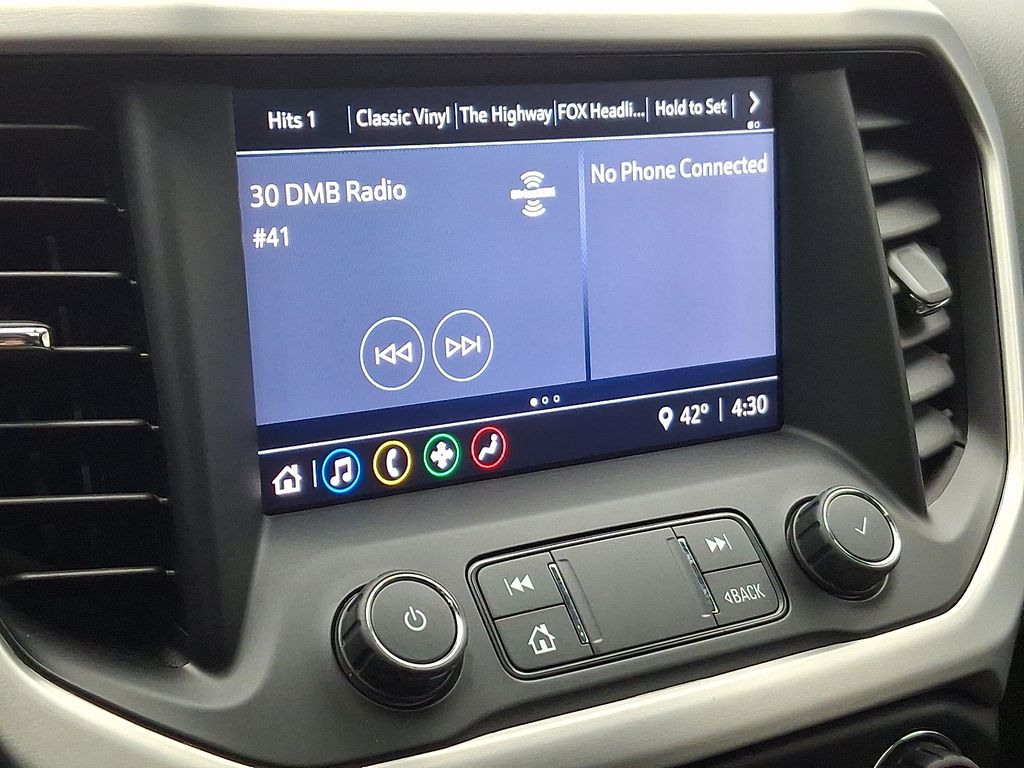 Thumbnail: 2020 GMC Acadia - 26