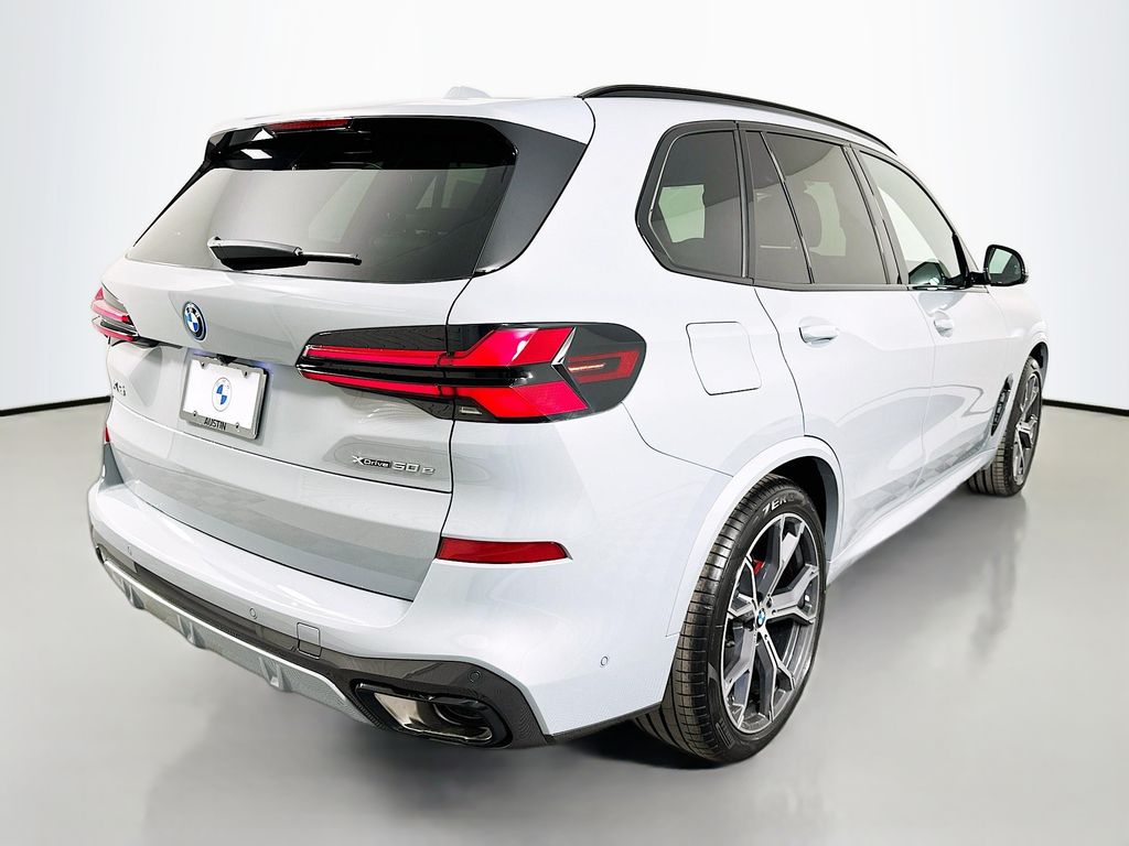 Thumbnail: 2026 BMW X5 - 5