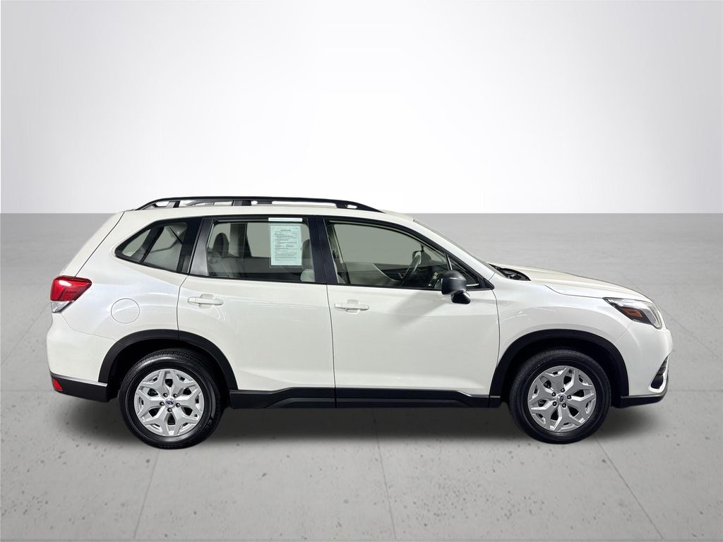 2023 Subaru Forester Base
