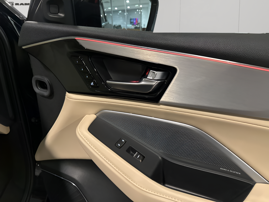 Used Car 2025 Acura Mdx  Technology Package For Sale Under $50,000 In Austin, Texas