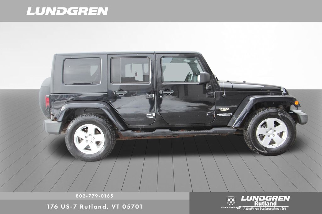 Used 2007 Jeep Wrangler Unlimited Sahara with VIN 1J8GA59197L133832 for sale in Rutland, VT