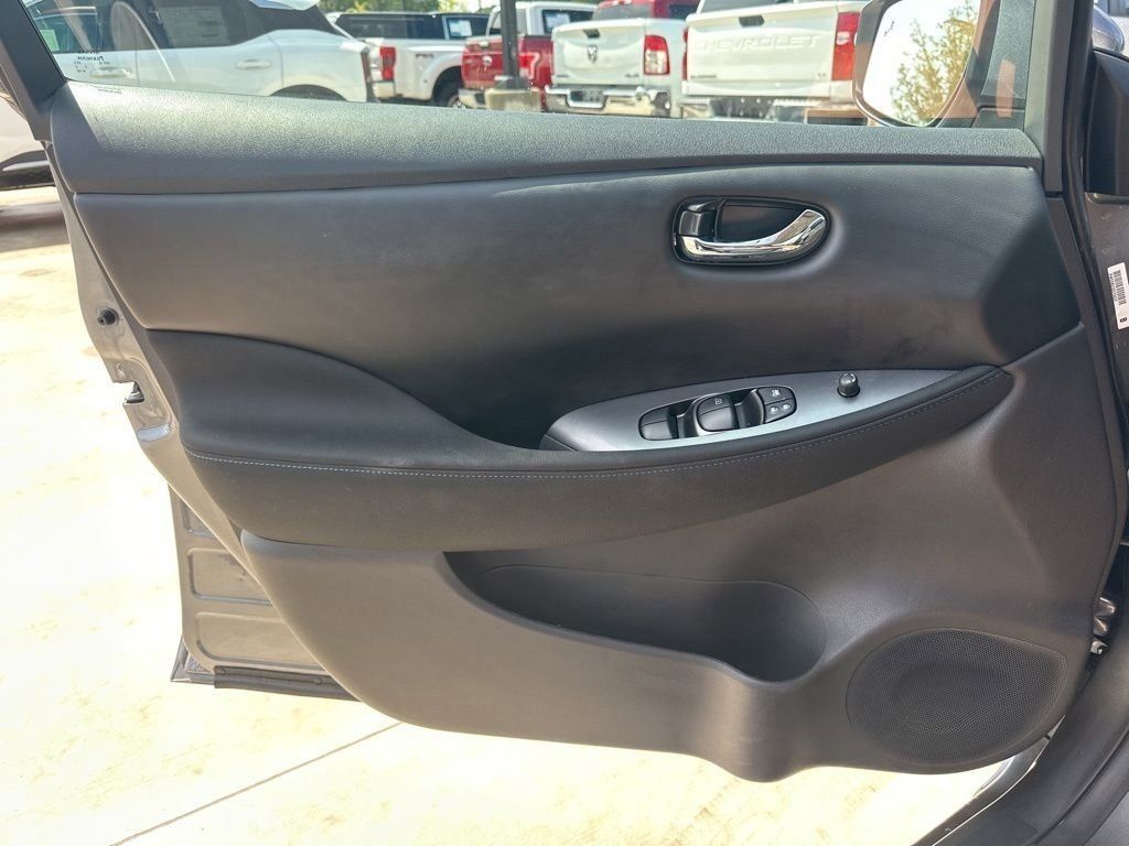 2024 Gun Metallic Nissan LEAF S FWD Hatchback