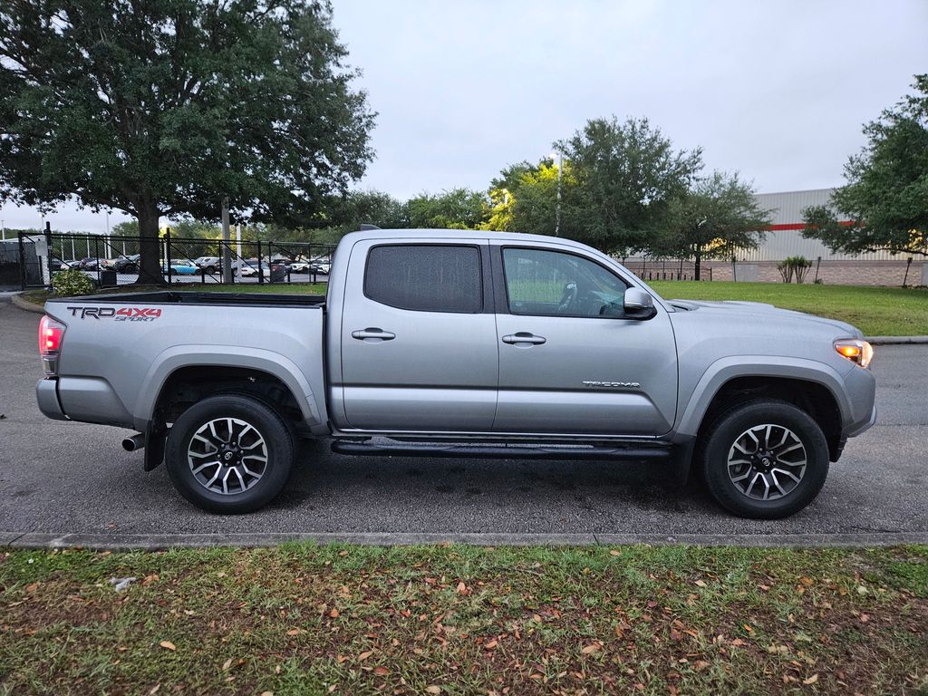 2021 Toyota Tacoma TRD Sport 6