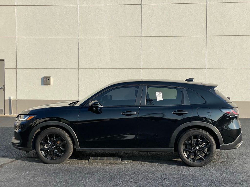 Thumbnail: 2024 Honda HR-V - 2