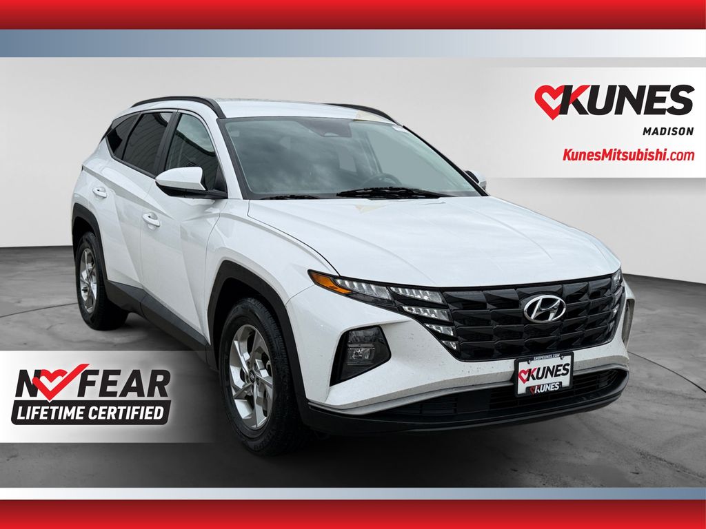 White Pearl 2024 Hyundai Tucson SUV / Crossover Front-Wheel Drive 8-Speed Automatic