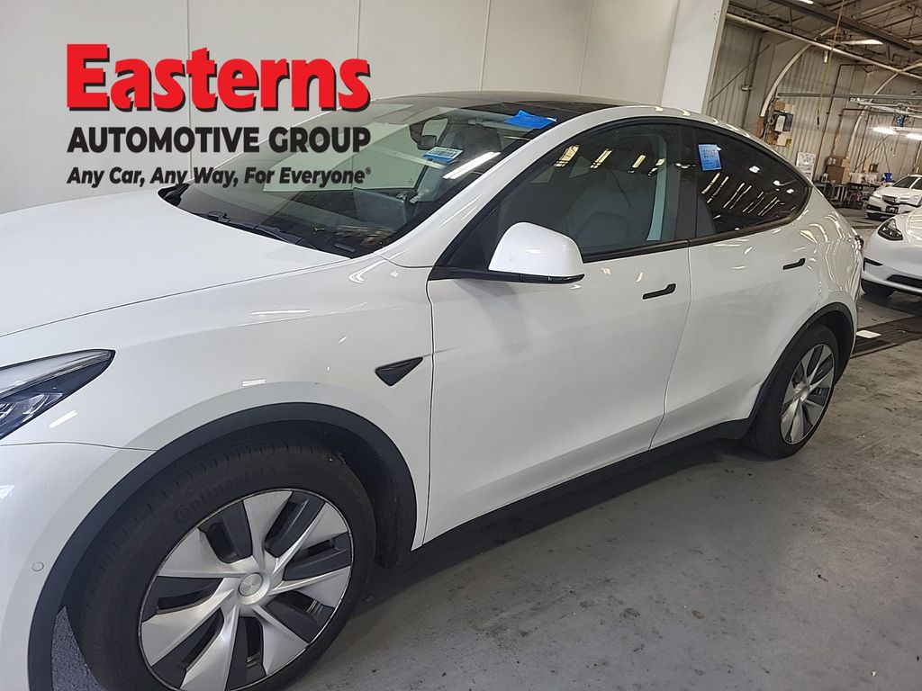 2020 Tesla Model Y Long Range Dual Motor All-Wheel Drive's photo