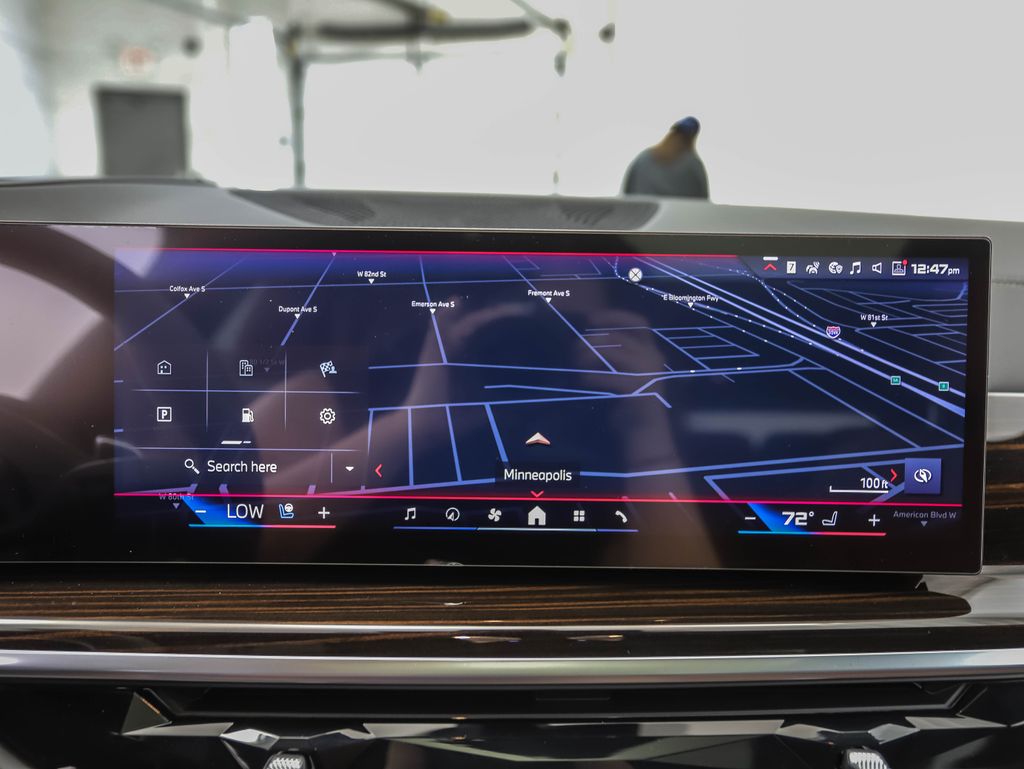 Thumbnail: 2026 BMW X7 - 17