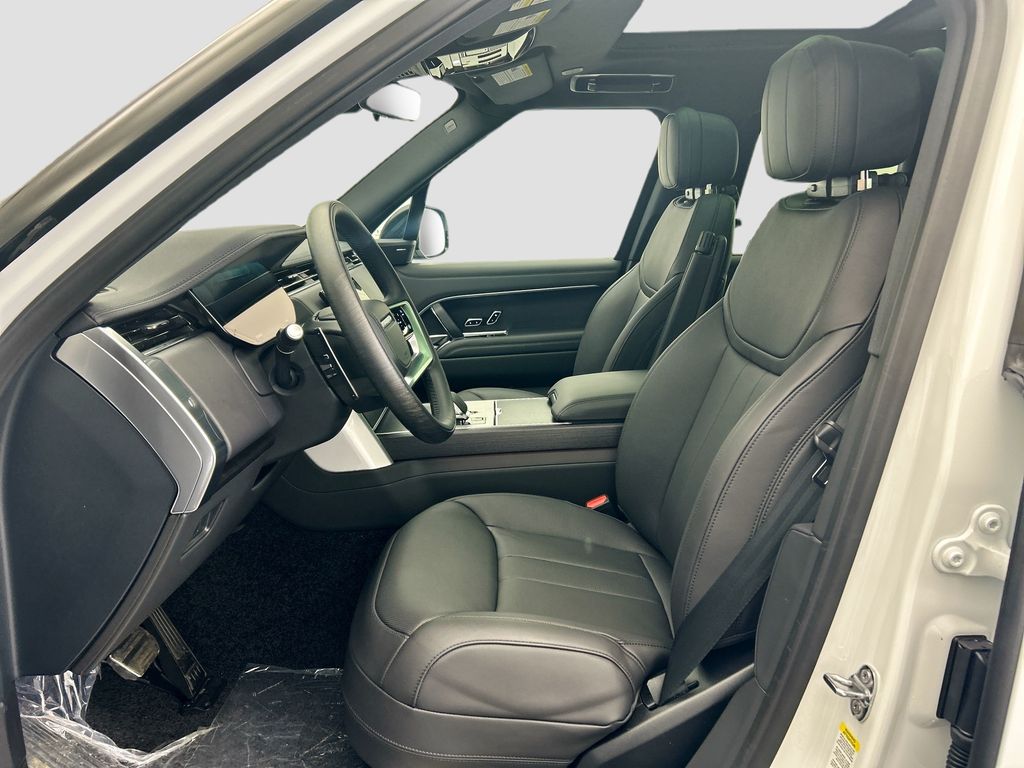 Thumbnail: 2026 Land Rover Range Rover - 19