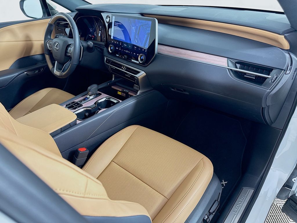 Thumbnail: 2025 Lexus RX - 30