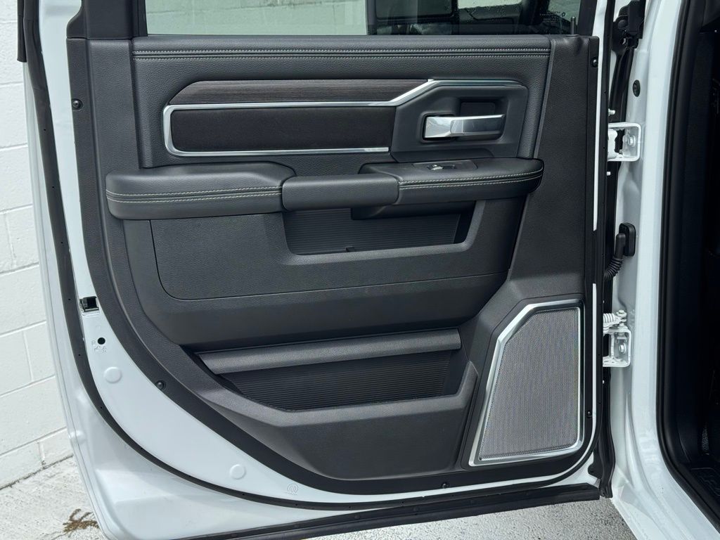 2026 Ram 4500HD Tradesman Bright White Clearcoat - Jim Hudson Acura - Image 20