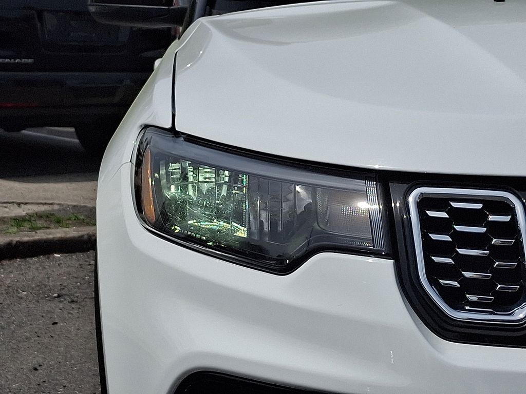 2025 Jeep Compass Limited White at South Hills CDJR