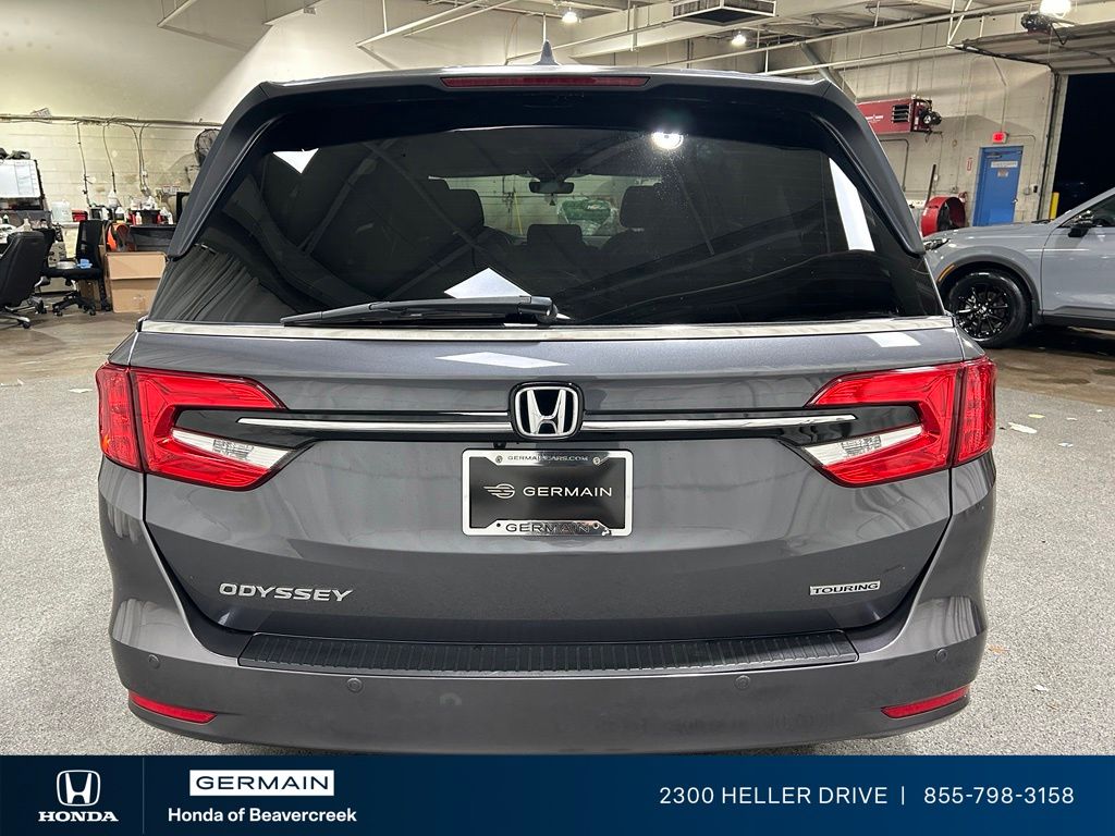 Used 2024 Gray Honda Touring image 7