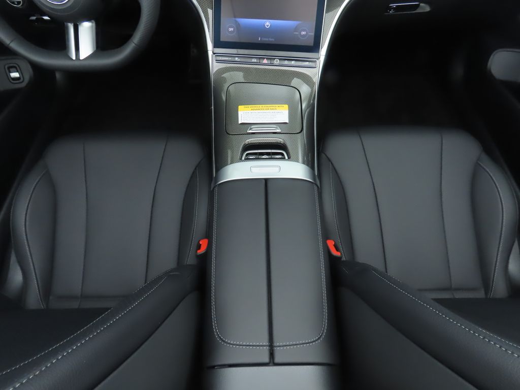 2025 Mercedes-Benz CLE 300 25