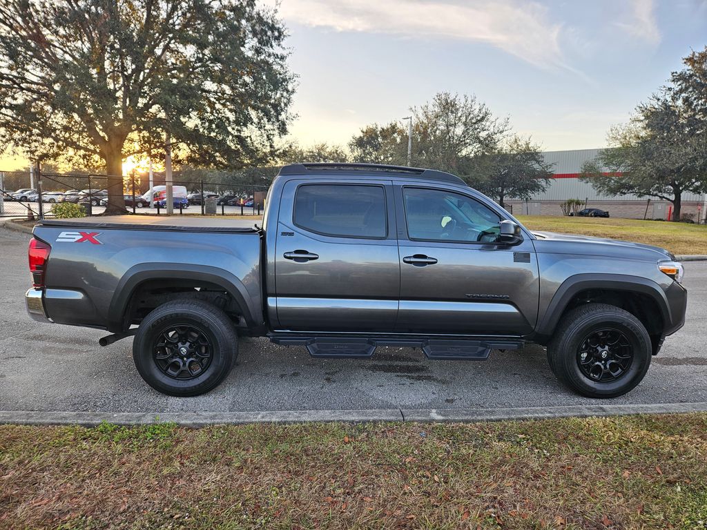 2023 Toyota Tacoma TRD Sport 6