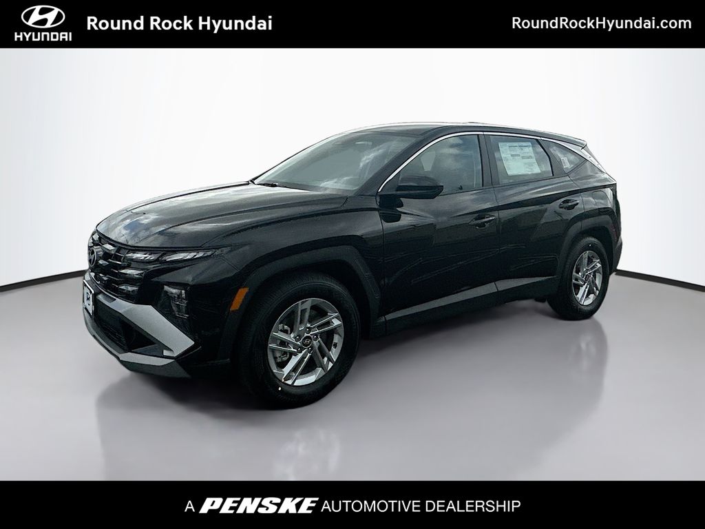 2025 Hyundai Tucson SE Hero Image
