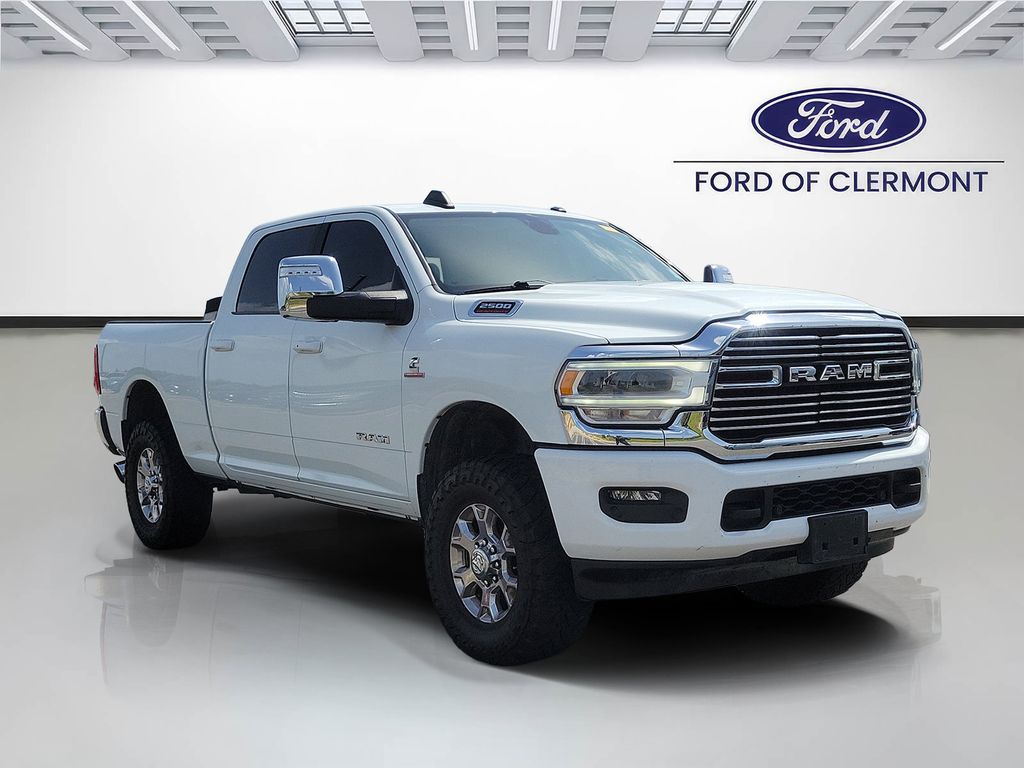Bright White Clearcoat 2024 RAM 2500 Pickup Truck Four-Wheel Drive 6-Speed Automatic