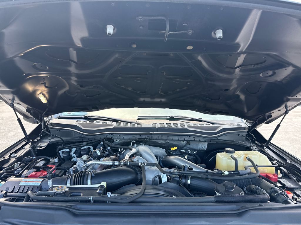Certified Used 2020 Gray Ford Lariat image 31