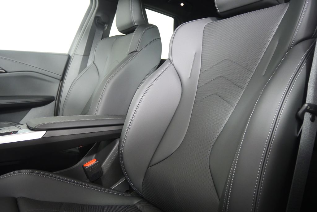 Thumbnail: 2026 BMW X1 - 10