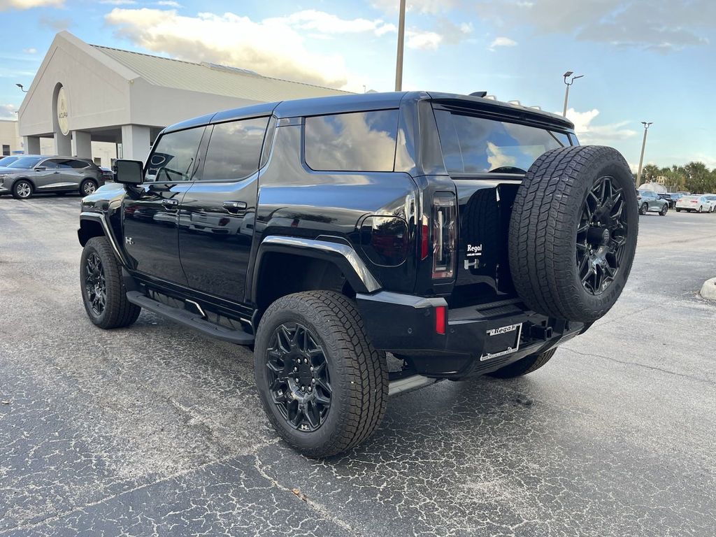 2025 GMC Hummer EV SUV 2X 4