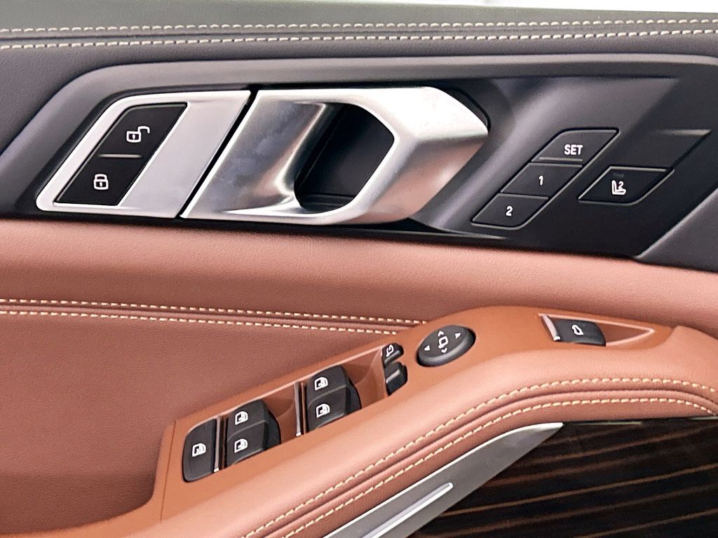 Thumbnail: 2026 BMW X5 - 22