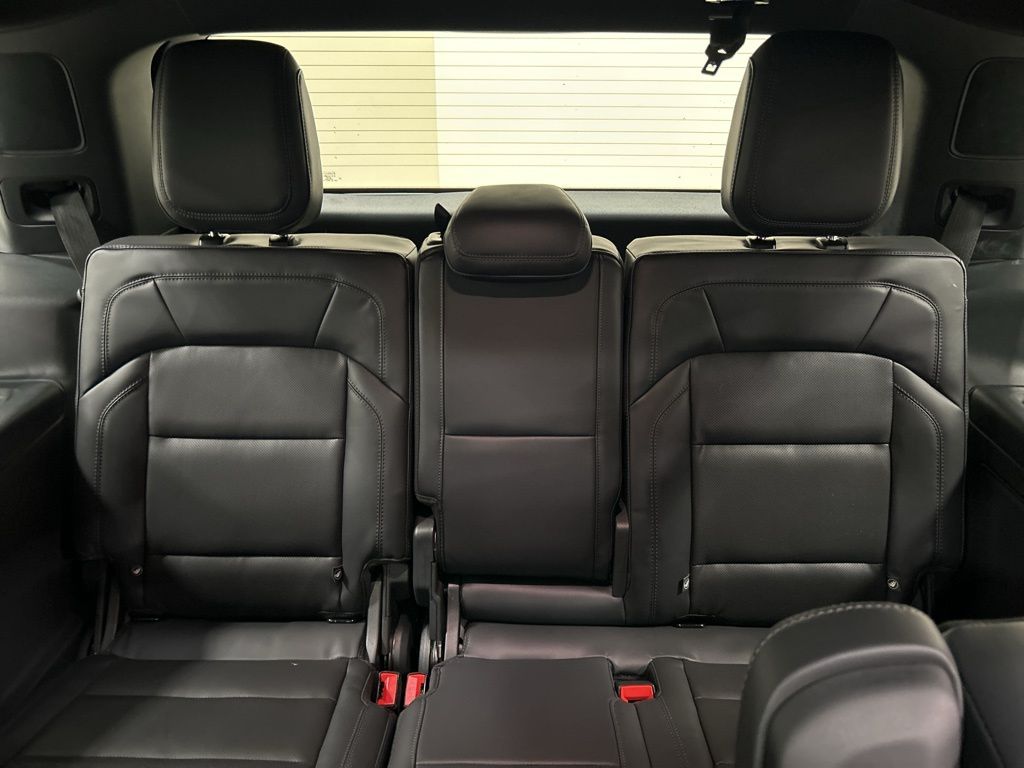 new 2026 Lincoln Navigator car, priced at $106,480