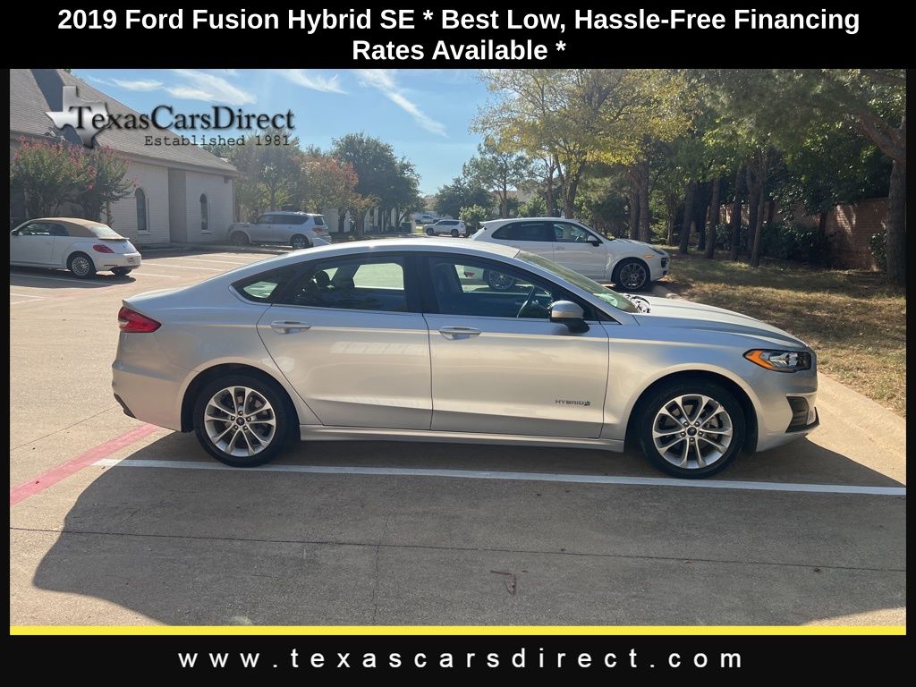 2019 Ford Fusion Hybrid SE 11