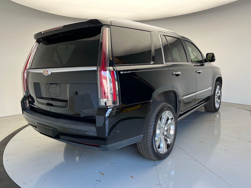 2019 Cadillac Escalade Premium Luxury 3