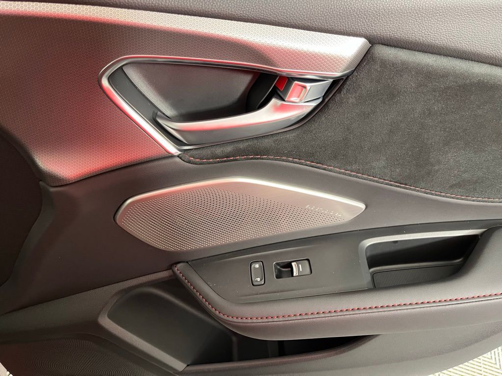 Thumbnail: 2026 Acura RDX - 22