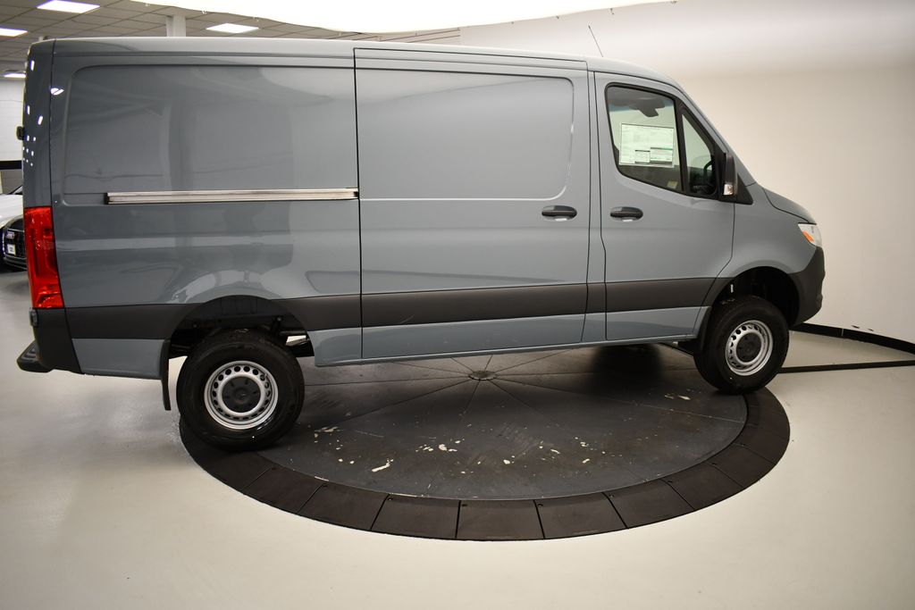 2024 Mercedes-Benz Sprinter 2500 6