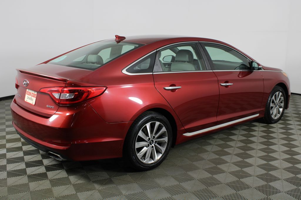 Used 2015 Hyundai Sonata for sale in 