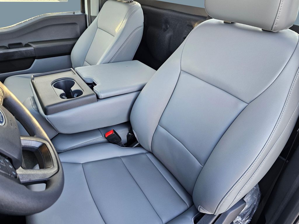 New 2025 White Ford XL image 20