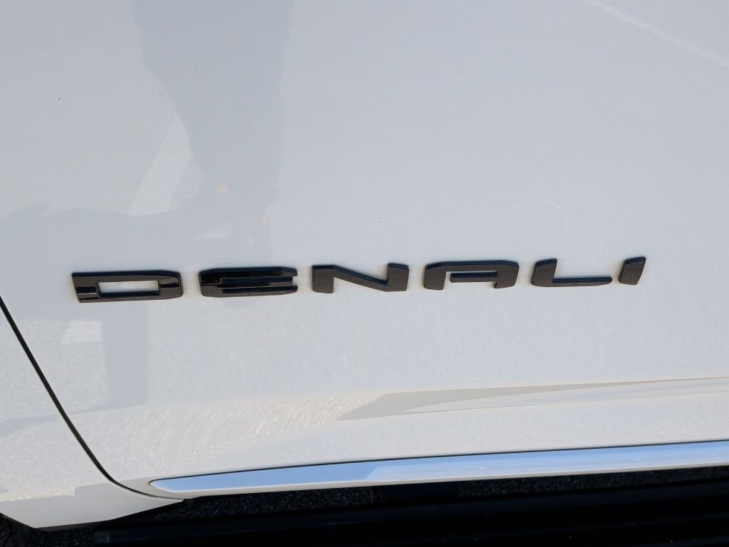 2022 GMC Yukon XL Denali White at Classic Chevrolet Galveston