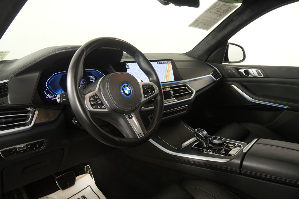 Thumbnail: 2022 BMW X5 - 12