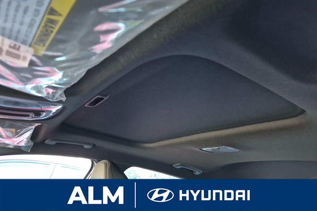 New 2026 White Hyundai SEL Sport image 15