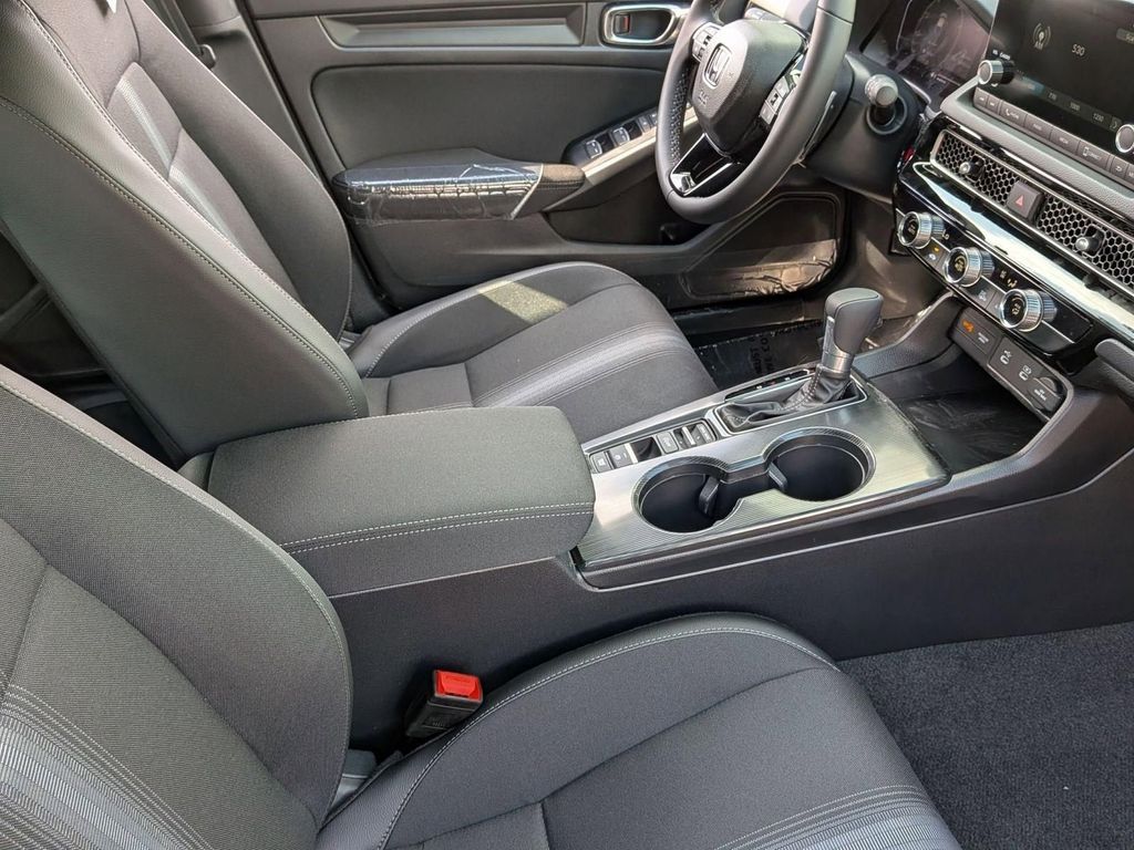 2026 Honda Civic Hatchback Sport - Photo 25