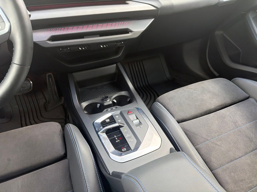 Thumbnail: 2025 BMW 2 Series - 16