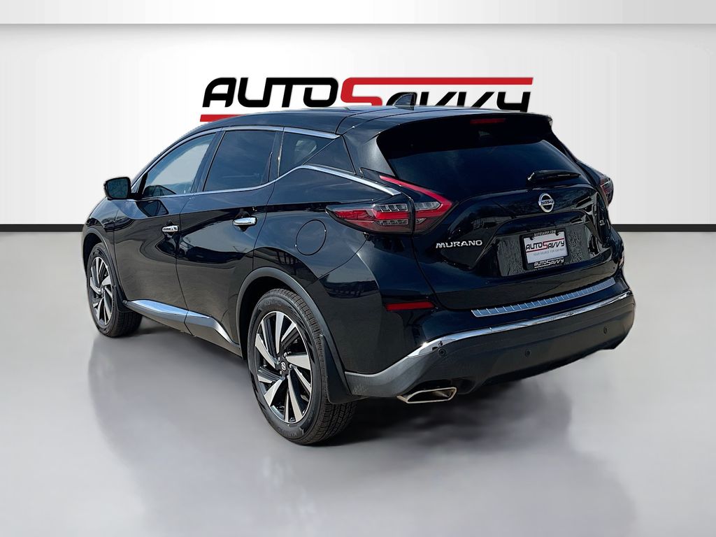 Used 2022 Black Nissan SL image 5