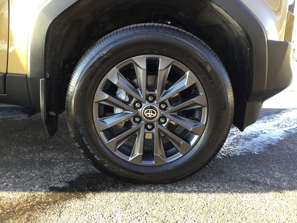 Thumbnail: 2026 Toyota Land Cruiser - 12