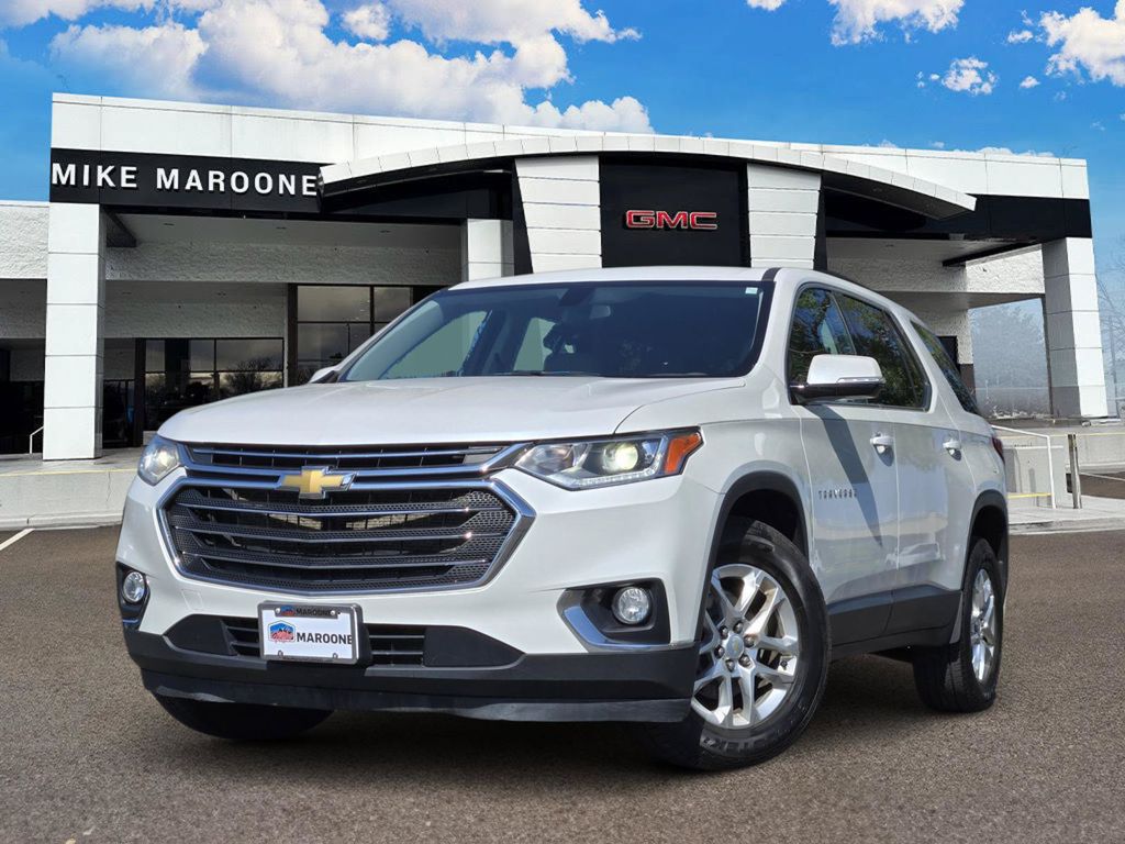 White (Iridescent Pearl Tricoat) 2020 Chevrolet Traverse SUV / Crossover Four-Wheel Drive 9-Speed Automatic